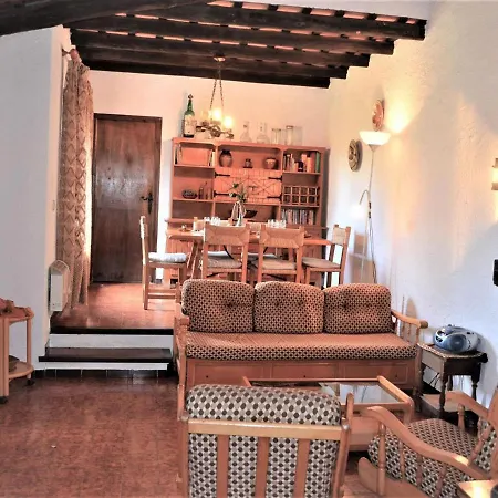 Casa Dynaida בית נופש *
